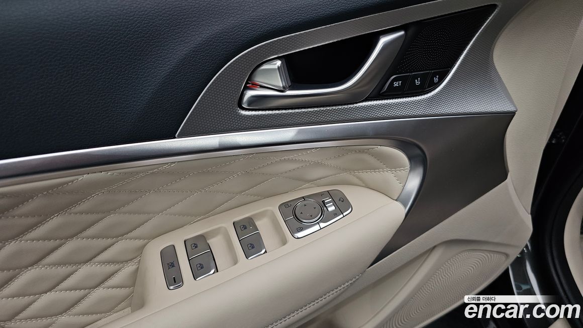 Genesis G70 2025