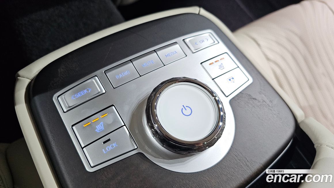 Genesis G80 2023