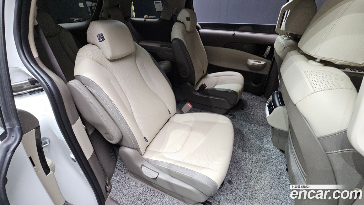 Kia Canival 2024