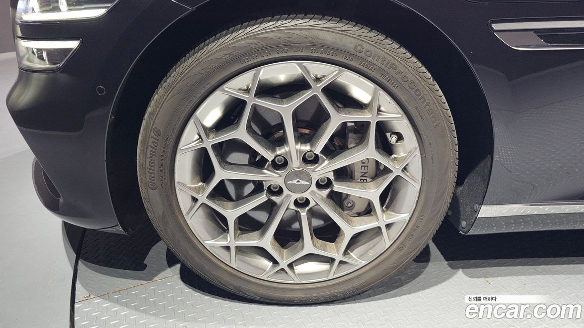 Genesis G80 2023