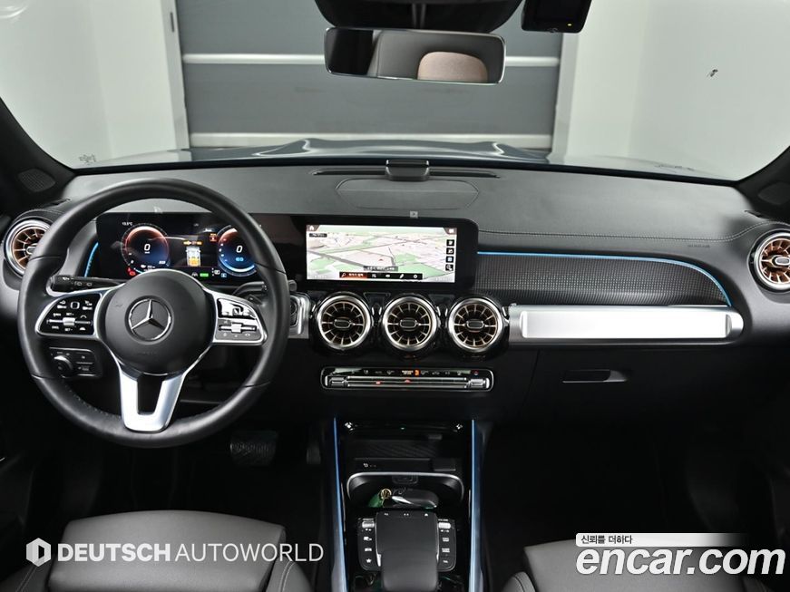 Mercedes-Benz EQB 2023