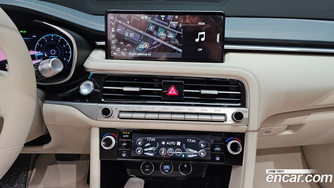 Genesis G70 2025