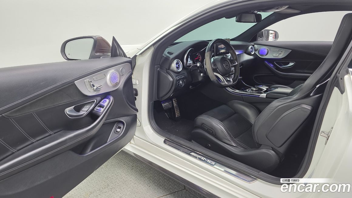 Mercedes-Benz C-Class 2018