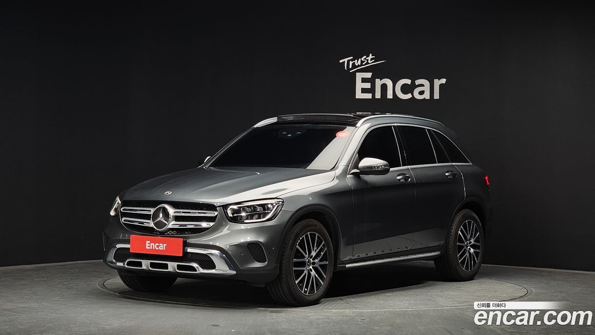 Mercedes-Benz GLC-Class 2021