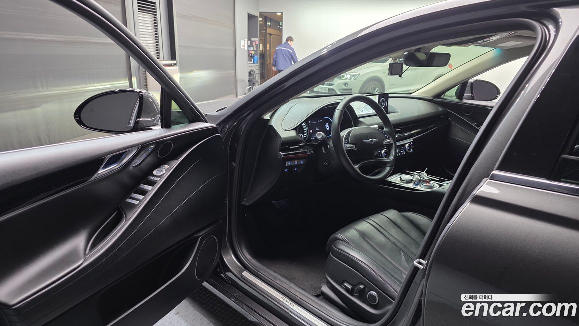 Genesis G80 2023