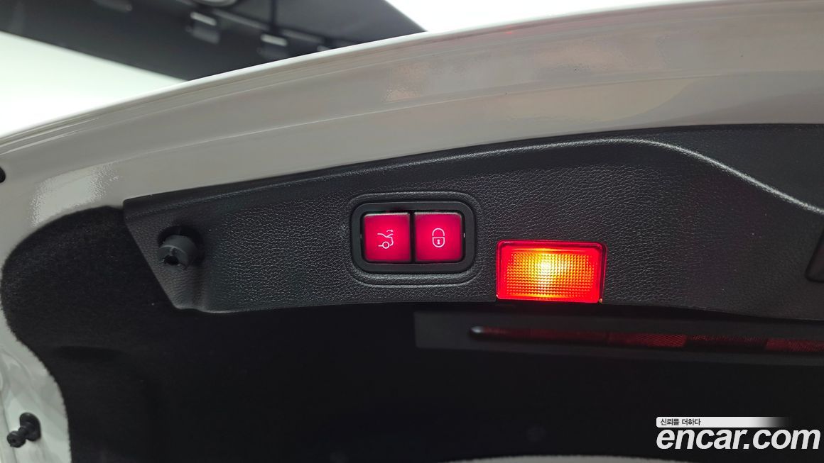 Mercedes-Benz C-Class 2018