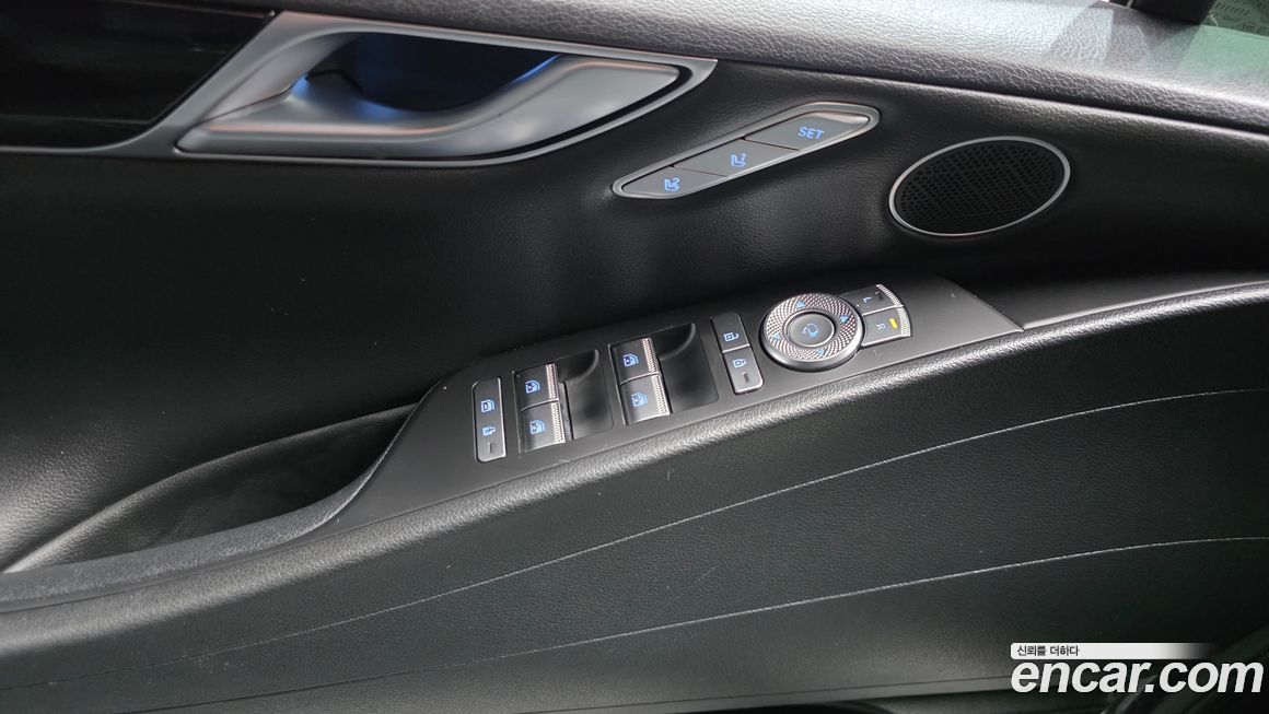 Genesis G80 2023