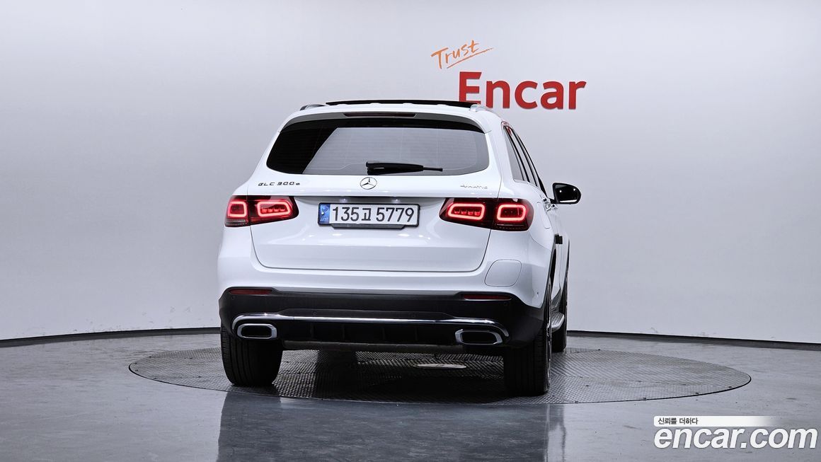 Mercedes-Benz GLC-Class 2022