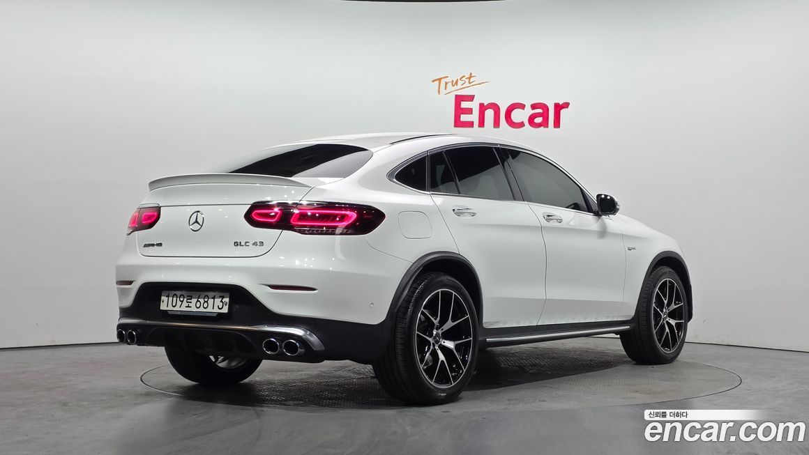 Mercedes-Benz GLC-Class 2021