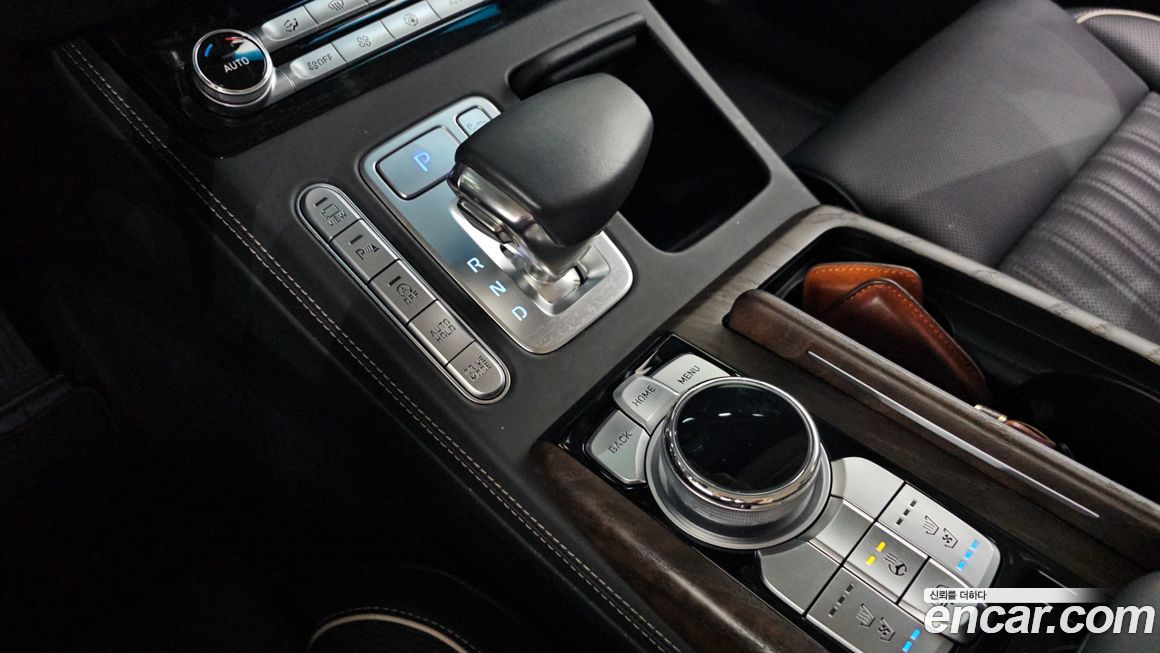 Genesis G90 2021
