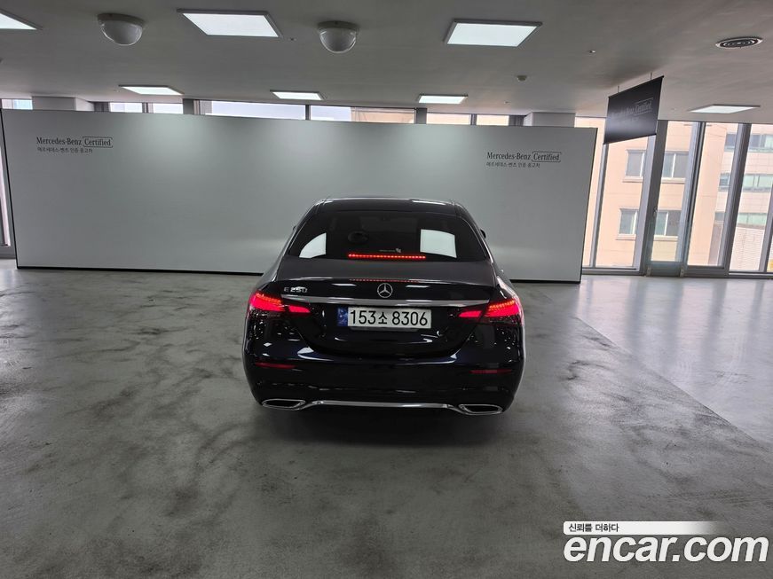 Mercedes-Benz E-Class 2023