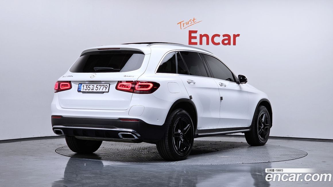 Mercedes-Benz GLC-Class 2022