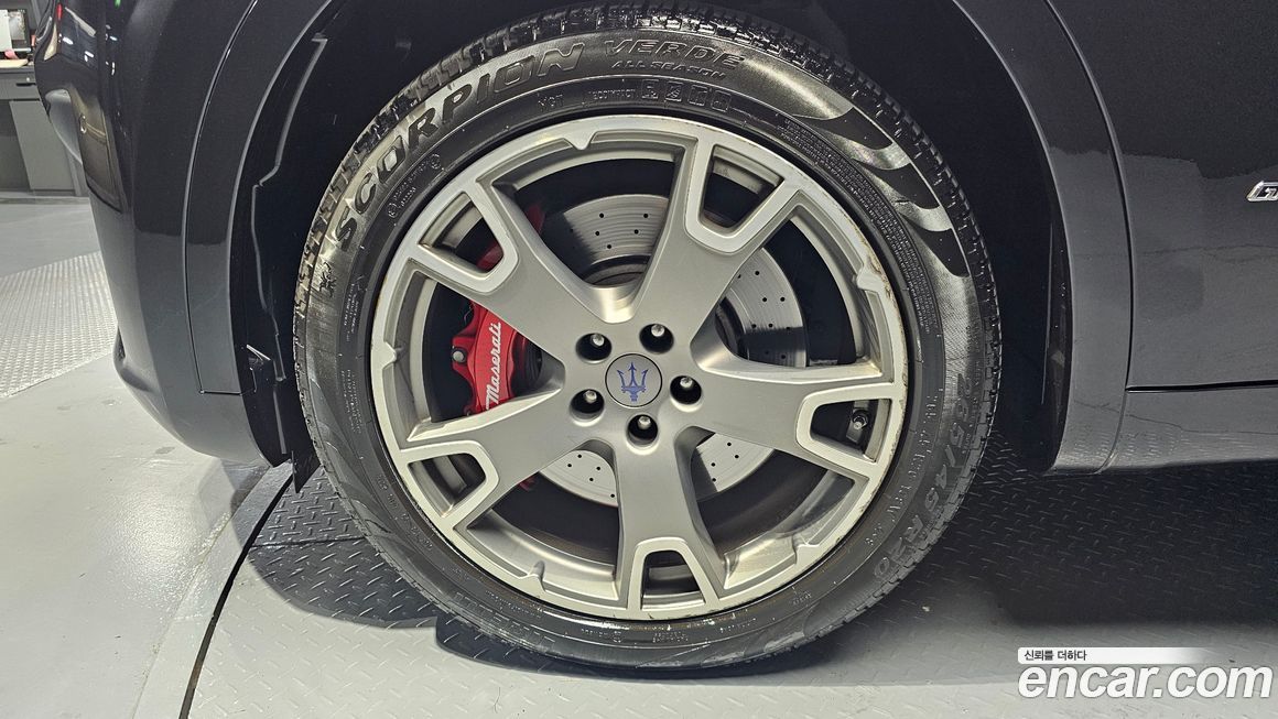 Maserati Levante 2019