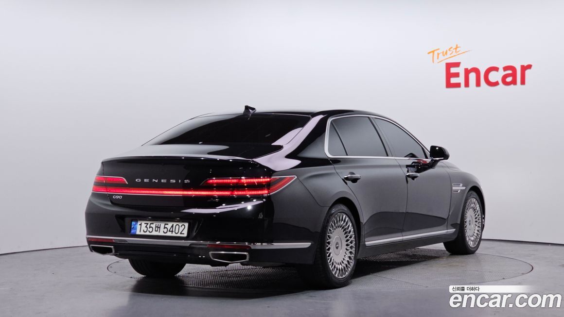 Genesis G90 2021