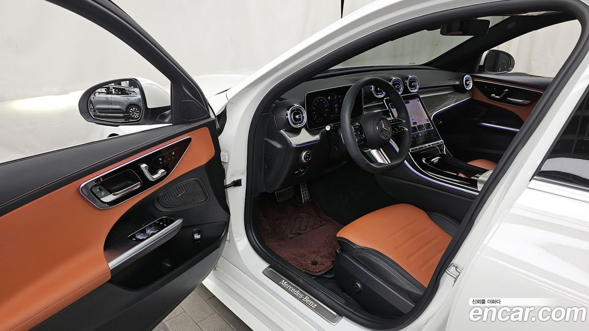 Mercedes-Benz C-Class 2025