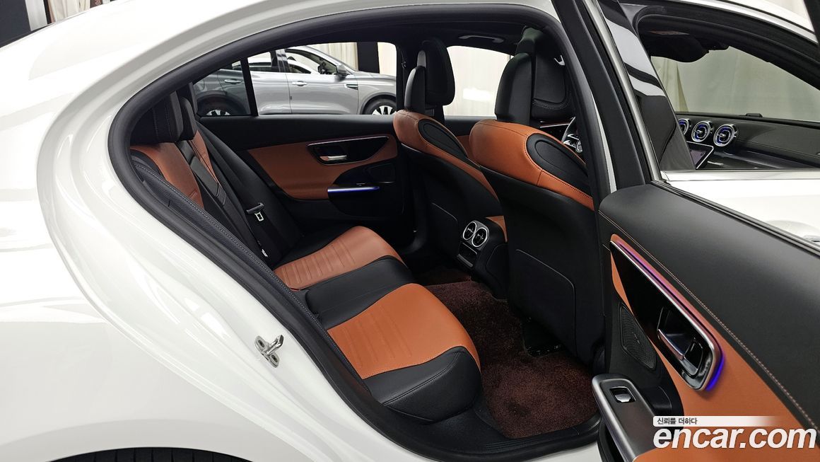 Mercedes-Benz C-Class 2025