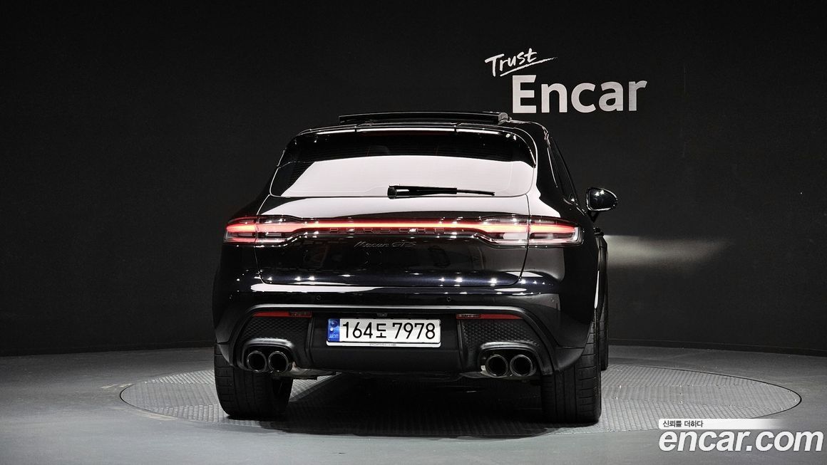 Porsche Macan 2023