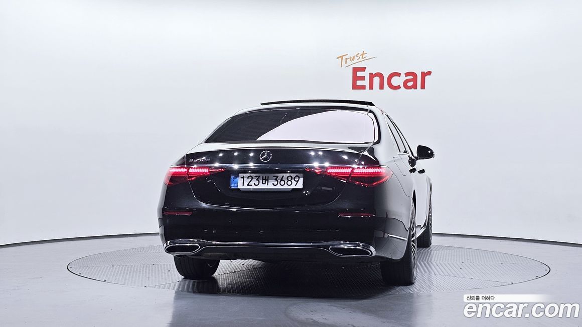 Mercedes-Benz S-Class 2021