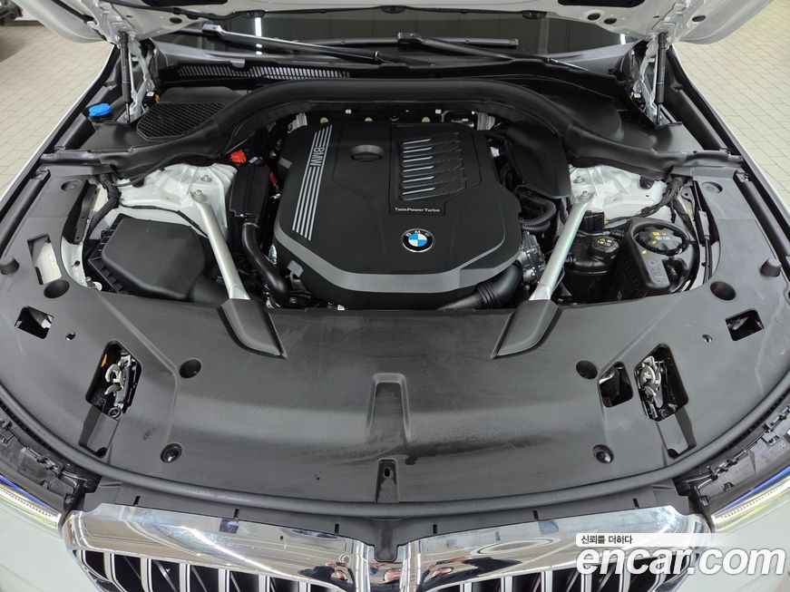 BMW Gran Turismo 2024