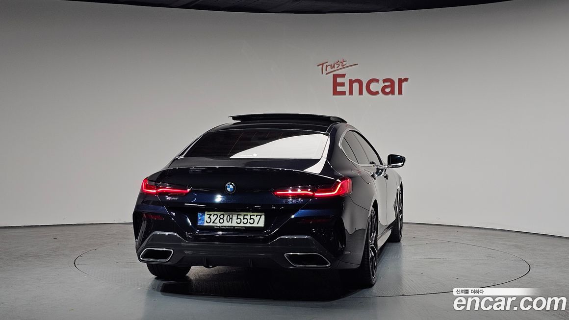 BMW 8-Series 2021