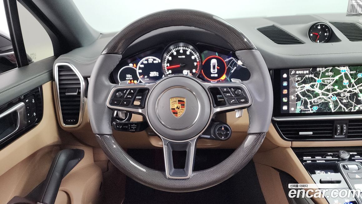 Porsche Cayenne 2022