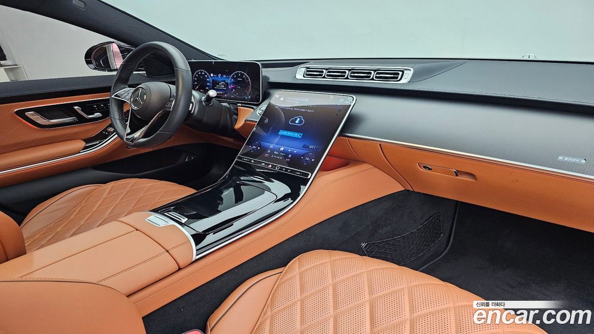 Mercedes-Benz S-Class 2025