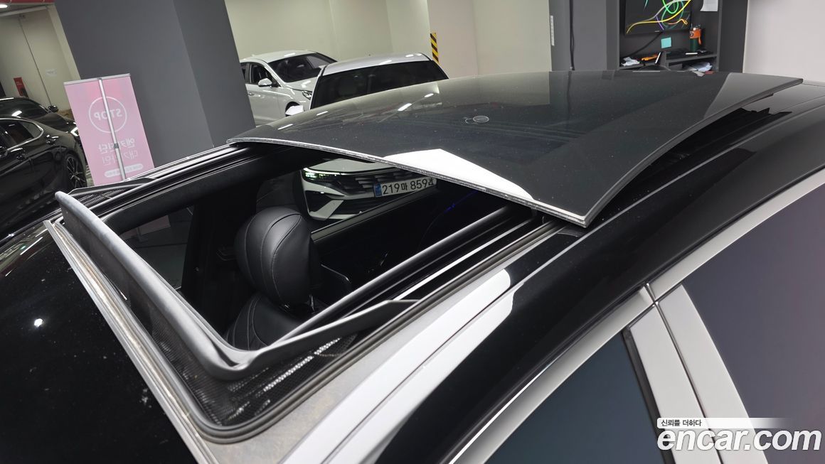 Mercedes-Benz S-Class 2020