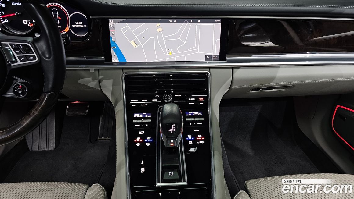 Porsche Panamera 2019