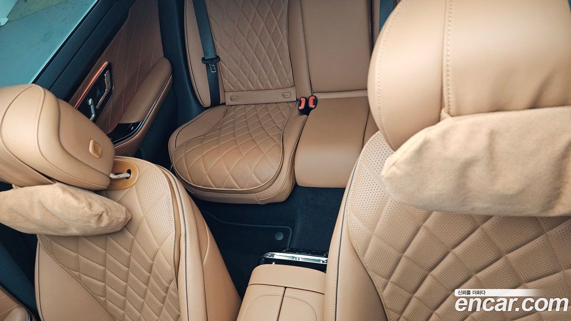 Mercedes-Benz S-Class 2025