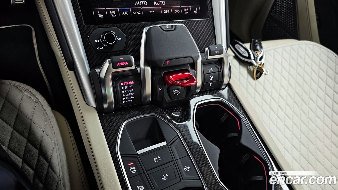 Lamborghini Urus 2021