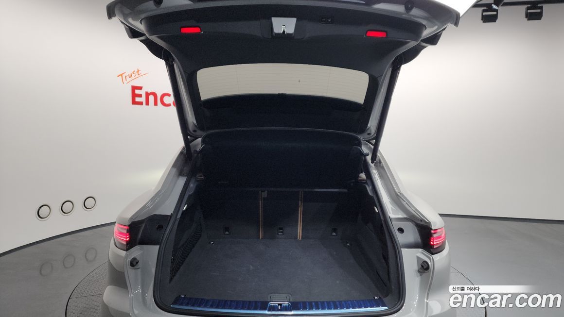 Porsche Cayenne 2022