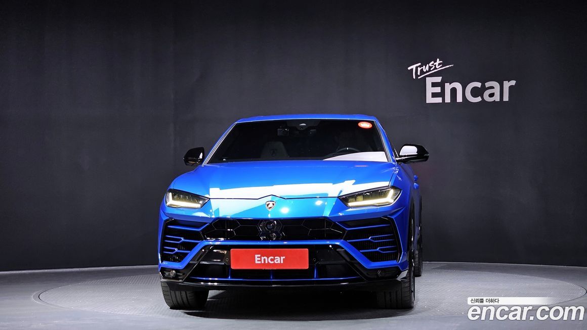 Lamborghini Urus 2021