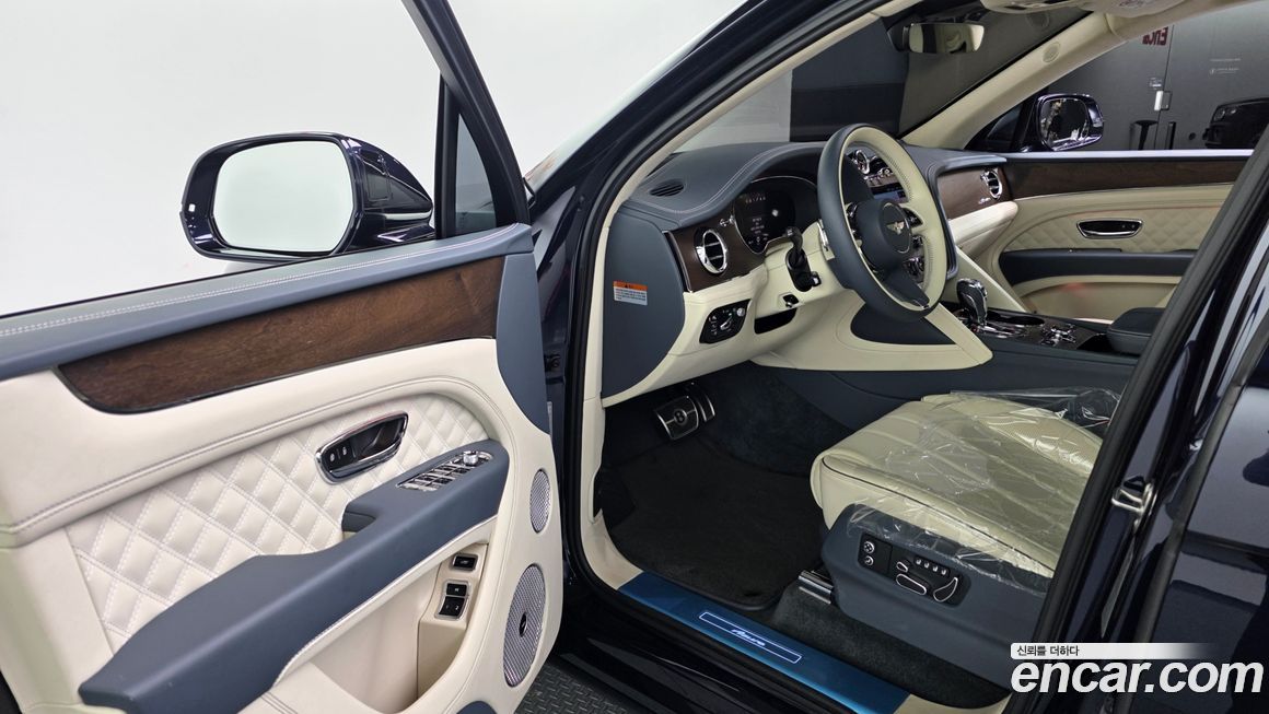 Bentley Bentayga 2023