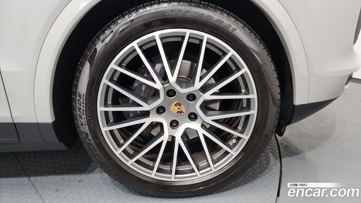 Porsche Cayenne 2022