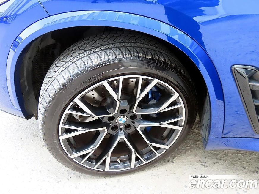 BMW X5M 2021