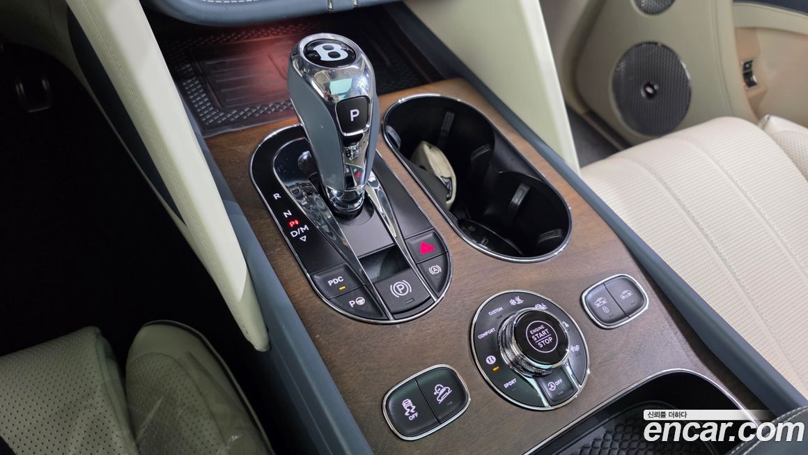 Bentley Bentayga 2023