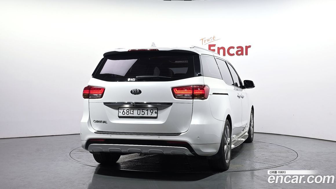 Kia Canival 2017