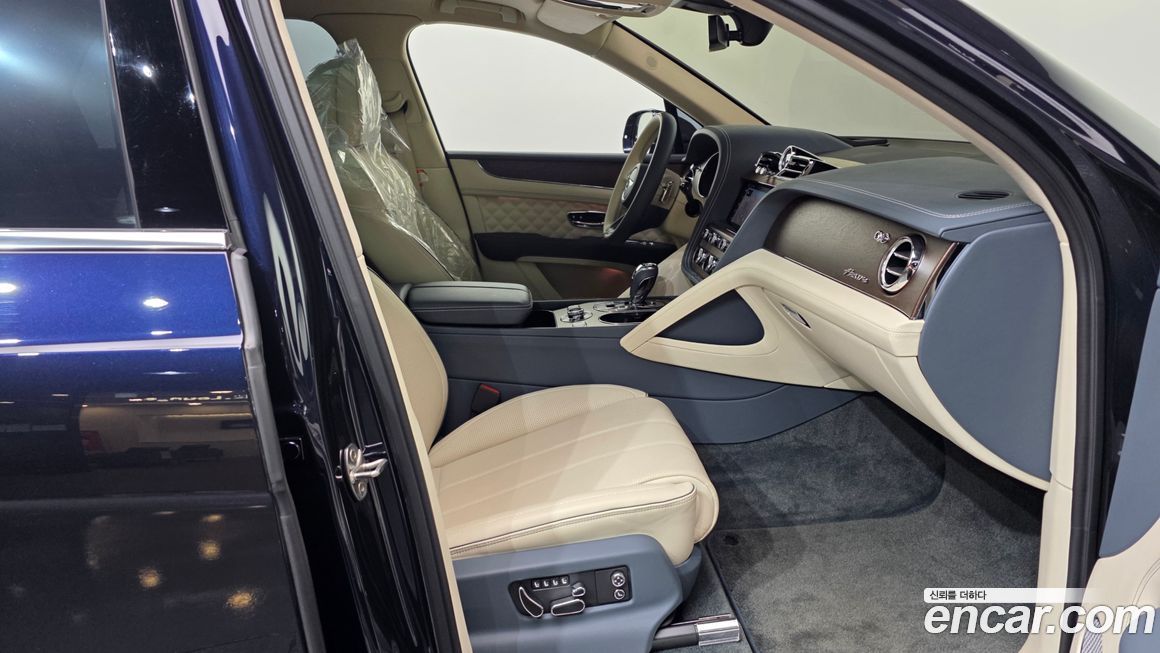 Bentley Bentayga 2023