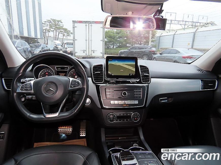 Mercedes-Benz GLE-Class 2018