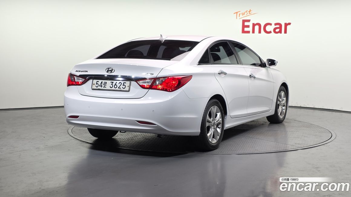 Hyundai Sonata 2010