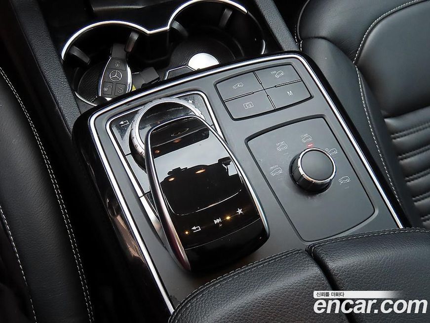 Mercedes-Benz GLE-Class 2018