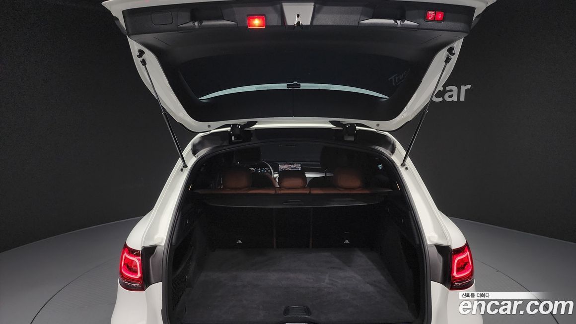 Mercedes-Benz GLC-Class 2022