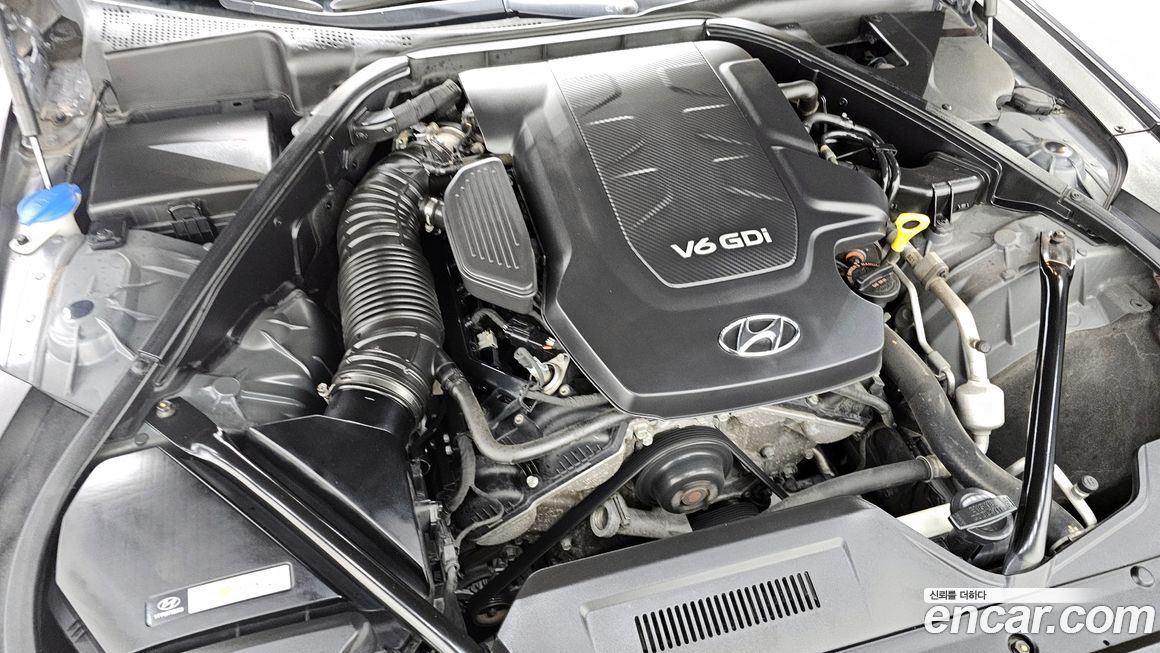 Hyundai Genesis 2015