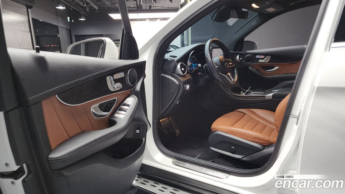 Mercedes-Benz GLC-Class 2022