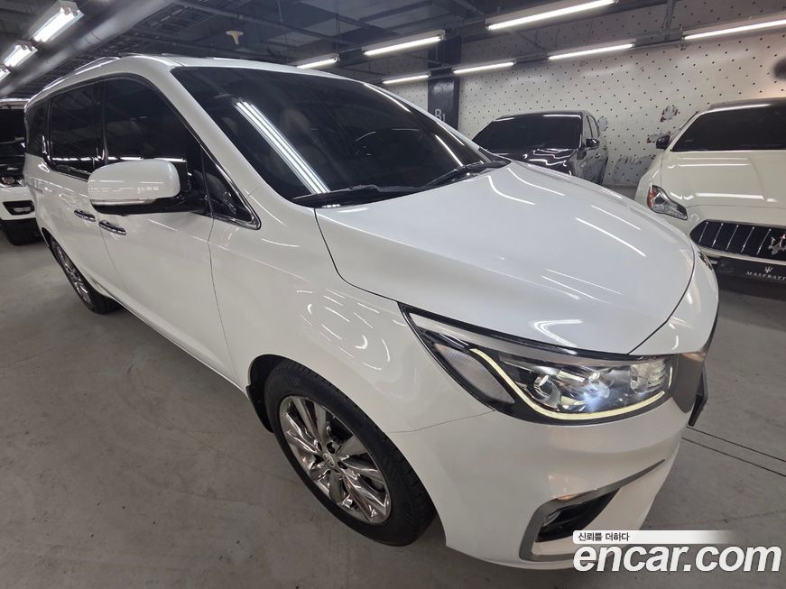 Kia Canival 2019