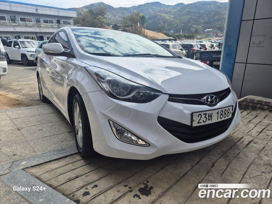 Hyundai AVANTE 2014