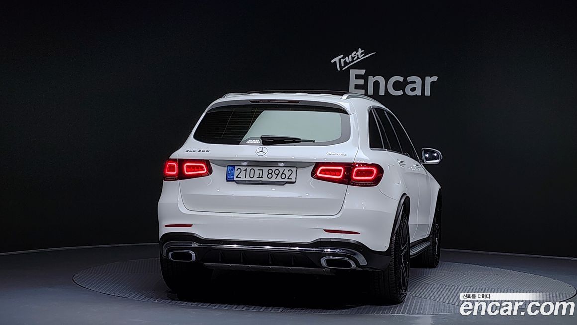 Mercedes-Benz GLC-Class 2022