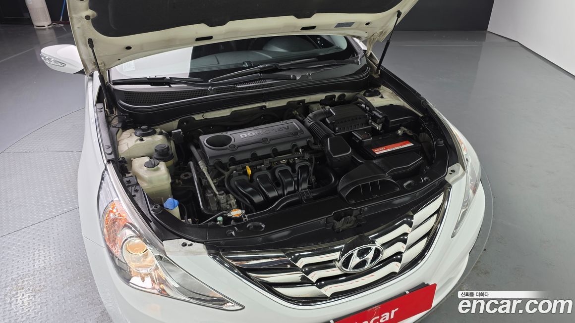 Hyundai Sonata 2010