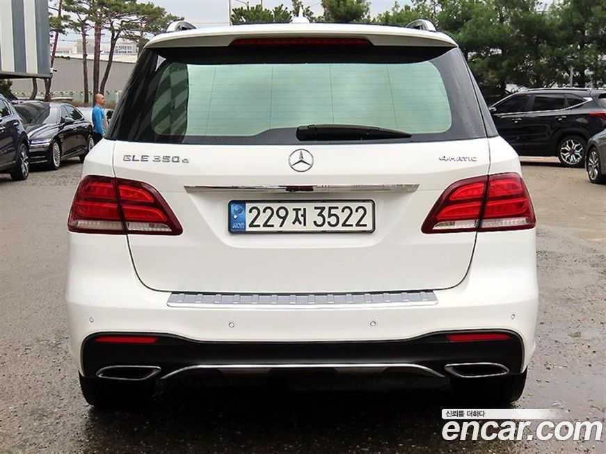 Mercedes-Benz GLE-Class 2018