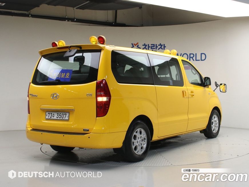 Hyundai Starex 2012